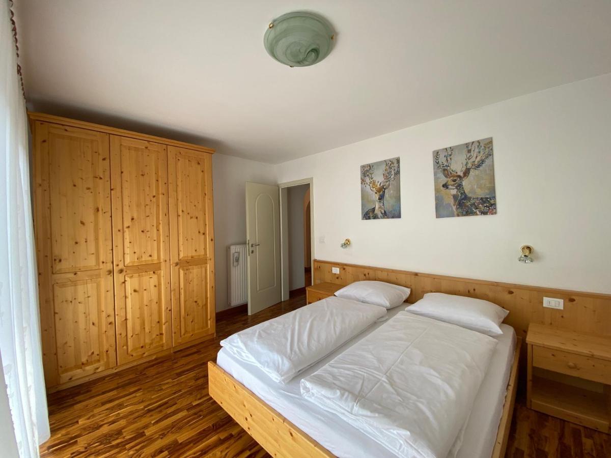 Amalia Apartment Santa Cristina Val Gardena Exteriör bild