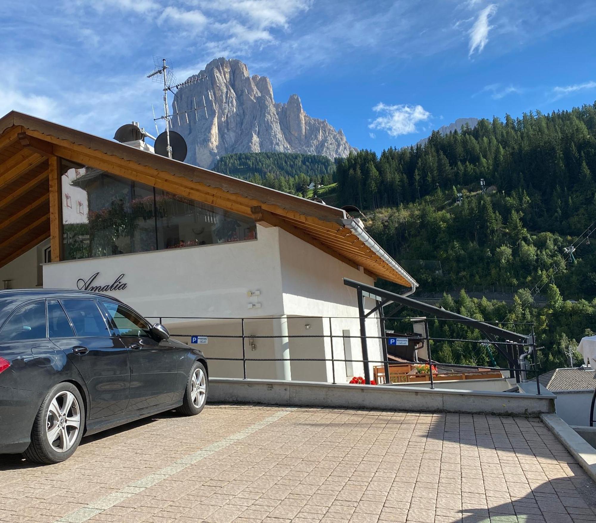 Amalia Apartment Santa Cristina Val Gardena Exteriör bild
